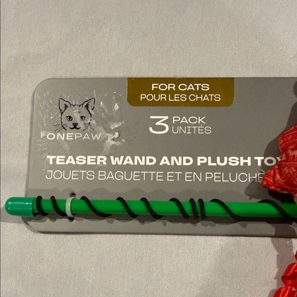 2 Christmas Themed Cat Wands each with 3 Dangling Plush Toys, Teaser Wand Set - Picture 4 of 11